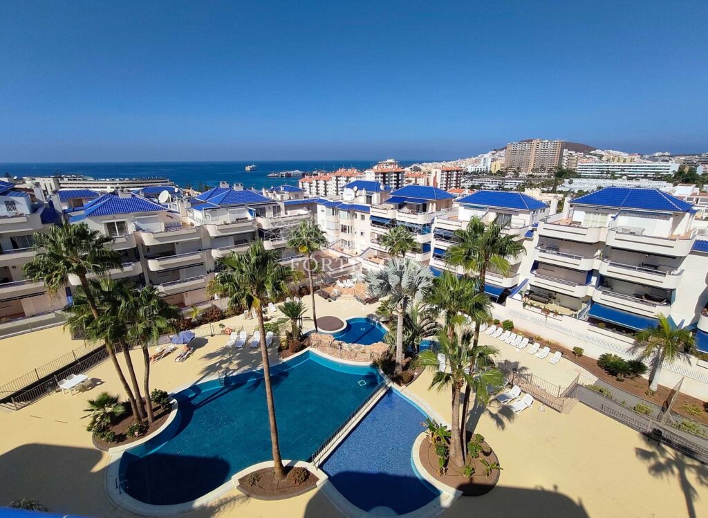 Three Bedroom Duplex Apartment with Stunning Views