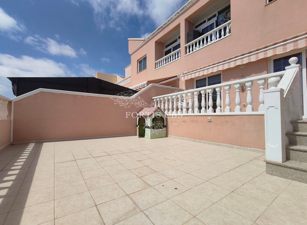 Nice Two Bedroom Apartment in Well Appointed Complex