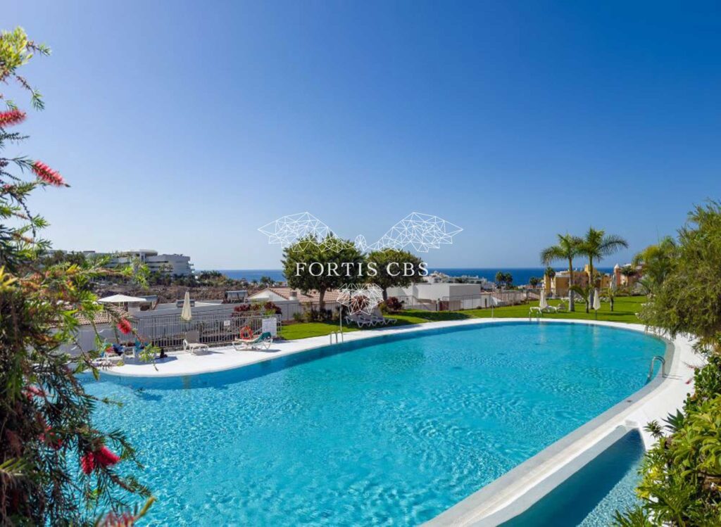 Three Bedroom Duplex Apartment in Sea Front Location