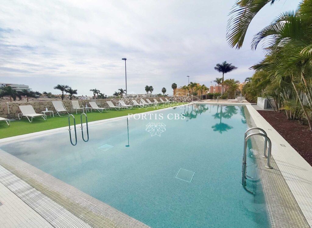 Fantastic Two Bedroom Penthouse in Exclusive Complex