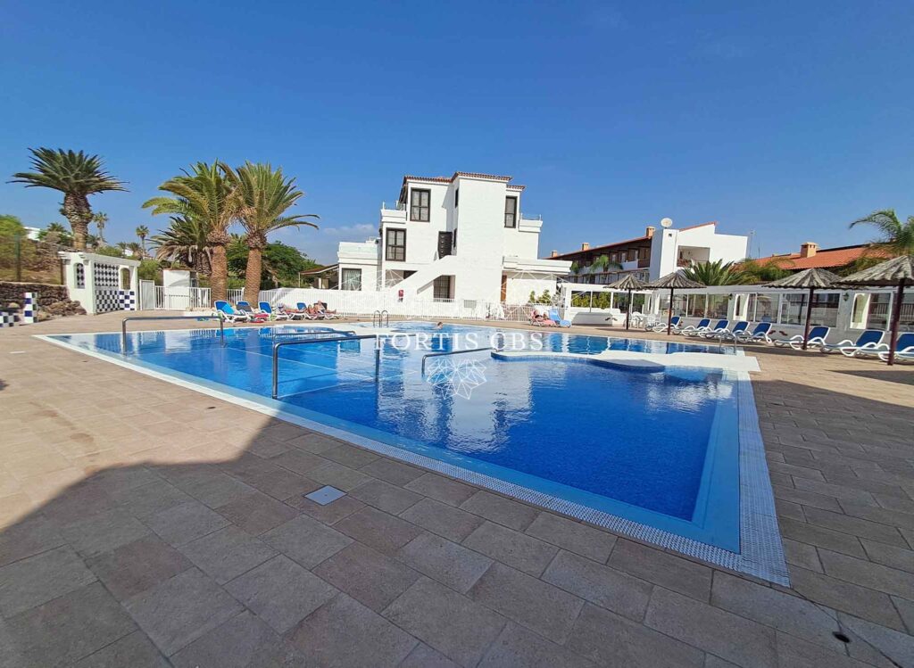 Beautifully Appointed One Bedroom Duplex Apartment in Fantastic Golf Setting